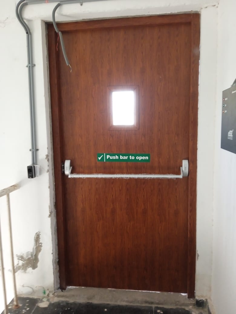 Lead lined radiology door installation